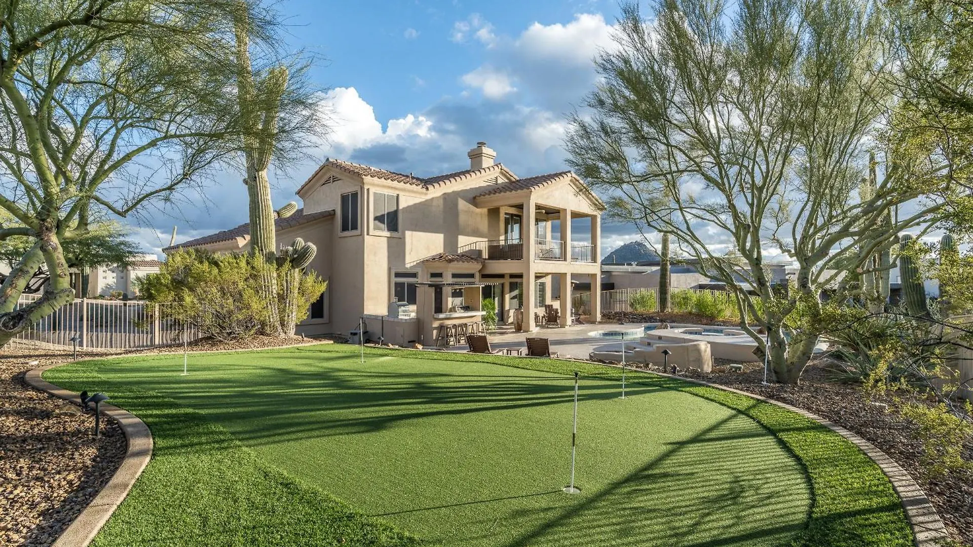 Pinnacle Perfection By Porter Heated Pool Spa W Outdoor Putting Green 스코 츠 데일 펜션